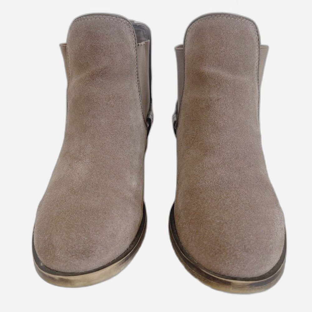 Steve Madden Gianna Taupe Suede Chelsea Ankle Boots Booties Women's Size 7.5 - Picture 2 of 8